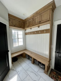 Amish Mudroom, Rustic Hickory, Husk Stain